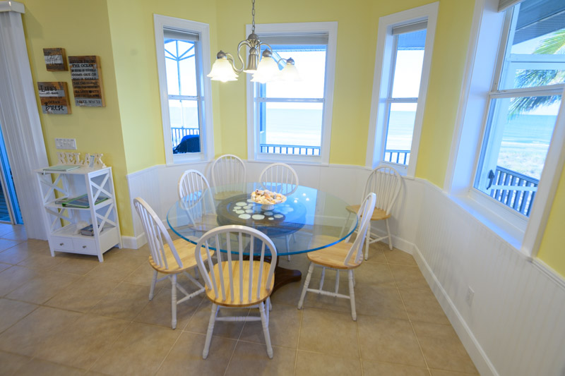Dining area near kitchen